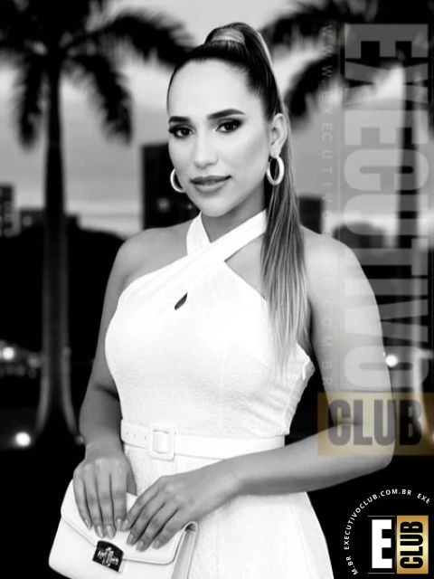 Dando pro dotado e gemendo gostoso - Tata